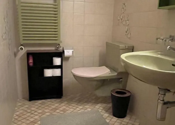 Akelei - Klein By Interhome